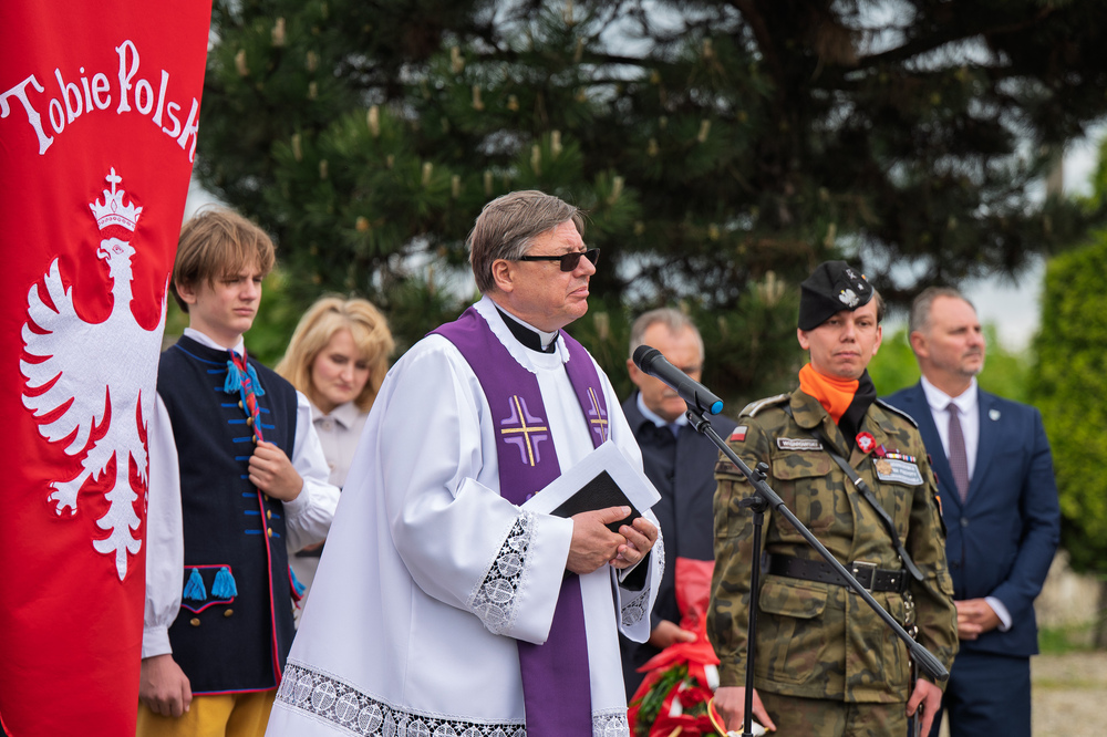 Uroczystość oznaczenia znakiem pamięci „Tobie Polsko”. Fot.: IPN Krzysztof Łojko