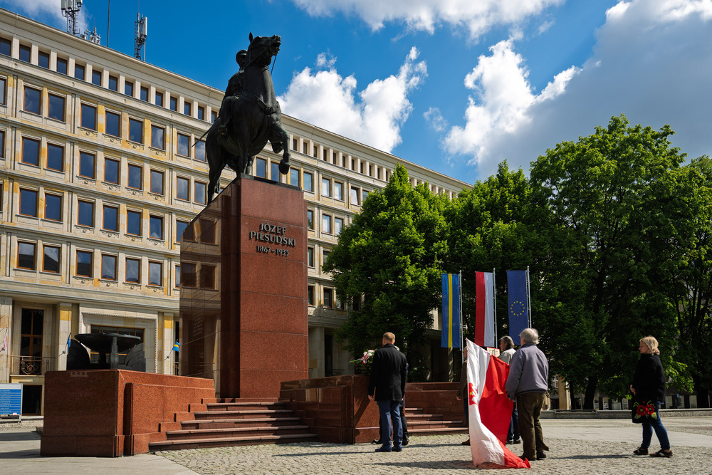 W Katowicach upamiętniono 90. rocznicę śmierci Marszałka Józefa Piłsudskiego. Fot.: IPN Krzysztof Łojko