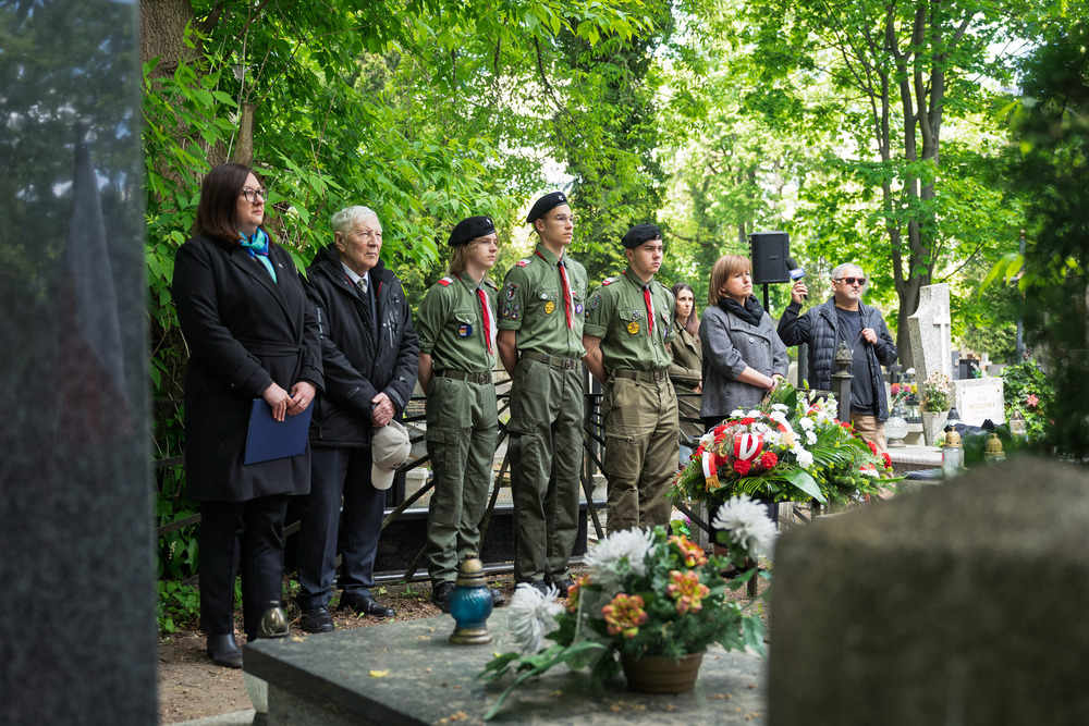 Uroczystości oznaczenia znakiem pamięci „Tobie Polsko” grobów śp. Jana Siwca oraz śp. Władysławy Kenig-Olbromskiej. Fot.: IPN Krzysztof Łojko