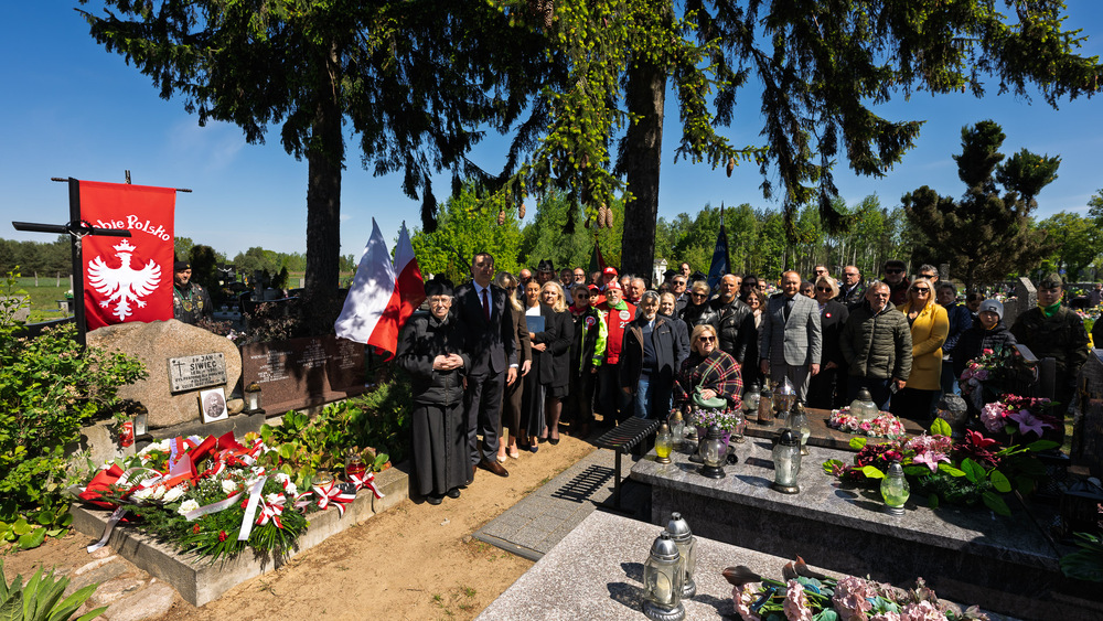 Uroczystości oznaczenia znakiem pamięci „Tobie Polsko” grobów śp. Jana Siwca. Fot.: IPN Krzysztof Łojko