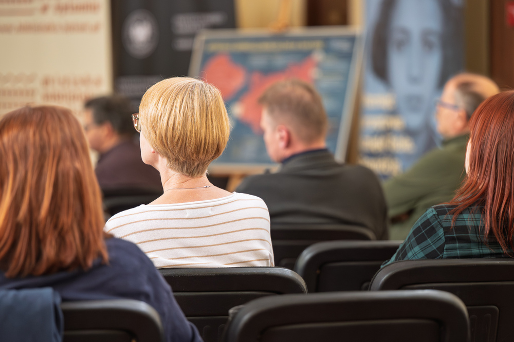 Dyskusja i prezentacja materiałów edukacyjnych IPN na temat „Tragedii Górnośląskiej”. Fot.: IPN Krzysztof Łojko