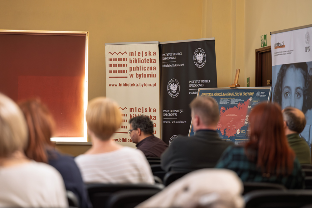 Dyskusja i prezentacja materiałów edukacyjnych IPN na temat „Tragedii Górnośląskiej”. Fot.: IPN Krzysztof Łojko