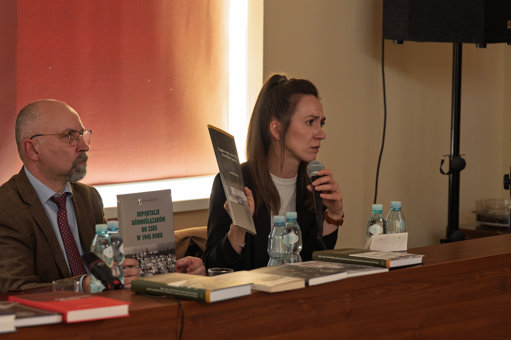 Dyskusja i prezentacja materiałów edukacyjnych IPN na temat „Tragedii Górnośląskiej”. Fot.: IPN Krzysztof Łojko