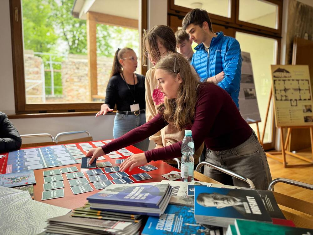 Zlot młodzieży szkolnej  „Ku swoim. Śladami Zofii Kossak-Szatkowskiej“.