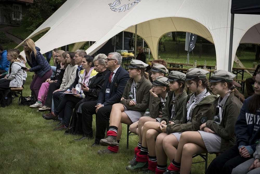 Zlot młodzieży szkolnej  „Ku swoim. Śladami Zofii Kossak-Szatkowskiej“.