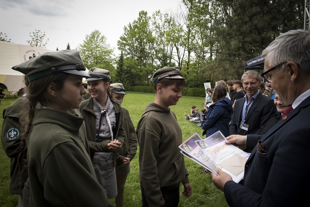 Zlot młodzieży szkolnej  „Ku swoim. Śladami Zofii Kossak-Szatkowskiej“.