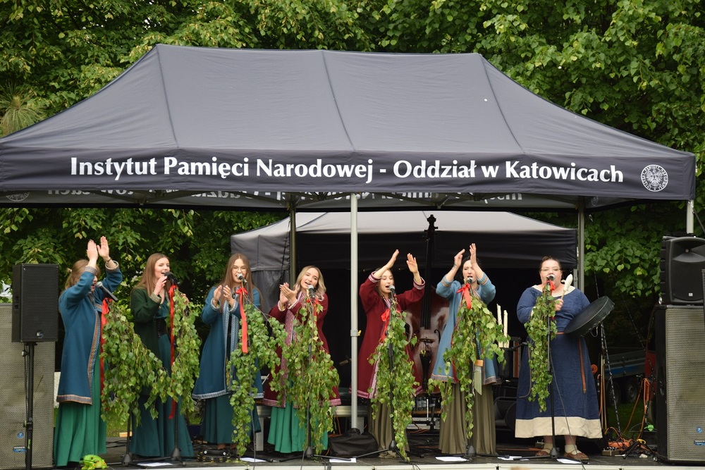 Zlot młodzieży szkolnej  „Ku swoim. Śladami Zofii Kossak-Szatkowskiej“.