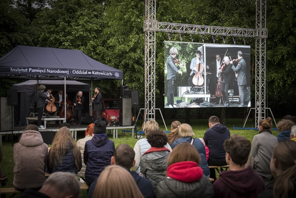 Zlot młodzieży szkolnej  „Ku swoim. Śladami Zofii Kossak-Szatkowskiej“.