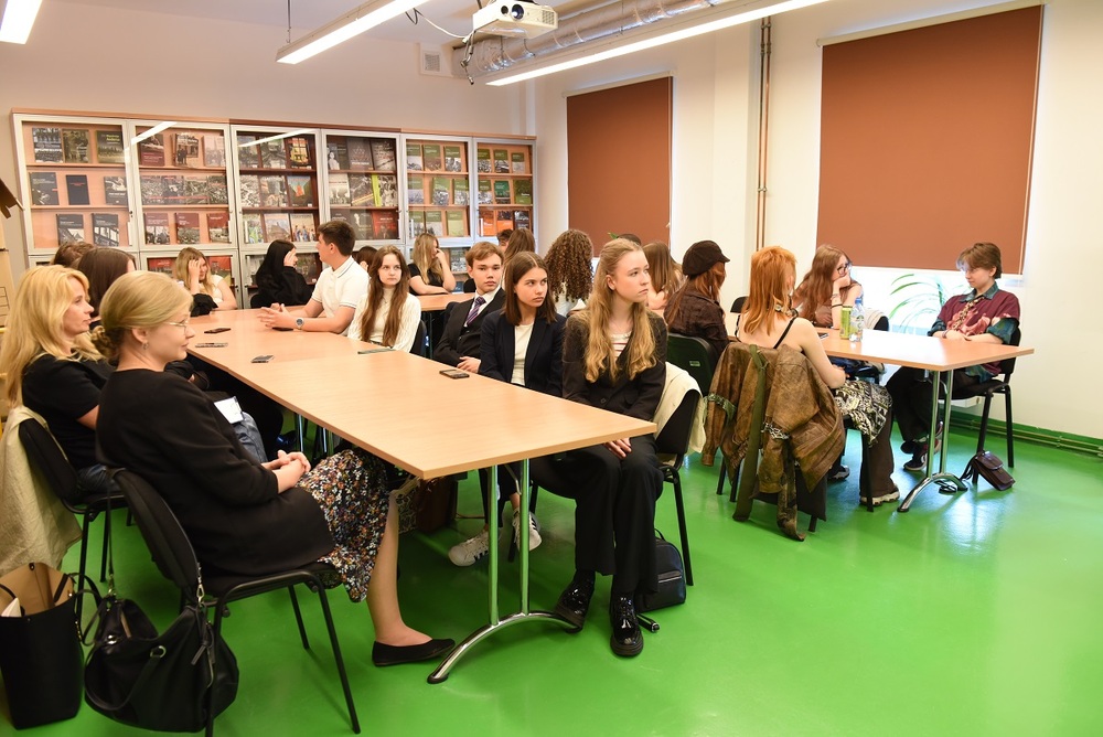 Zajęcia edukacyjne „Co kryją archiwa IPN“. Fot. Monika Kobylańska/IPN