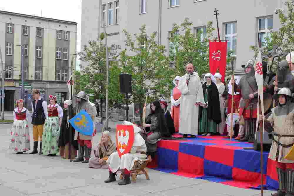 Rekonstrukcja historyczna w Chorzowie. Fot. IPN