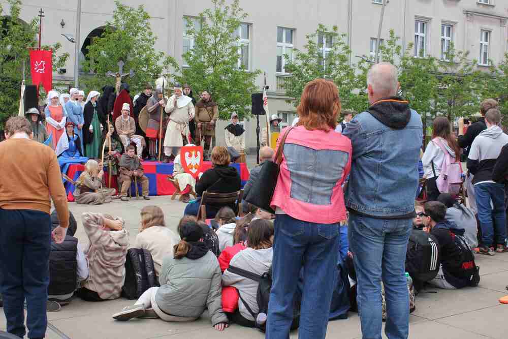 Rekonstrukcja historyczna w Chorzowie. Fot. IPN