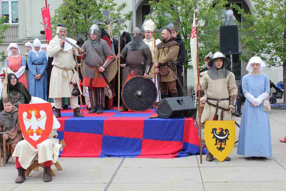 Rekonstrukcja historyczna w Chorzowie. Fot. IPN