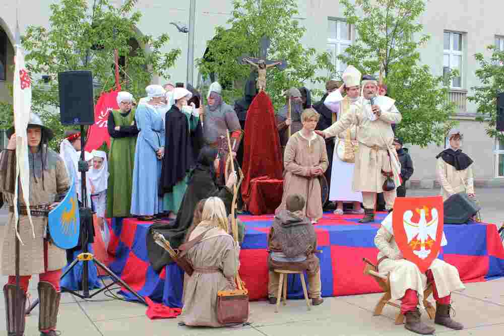 Rekonstrukcja historyczna w Chorzowie. Fot. IPN