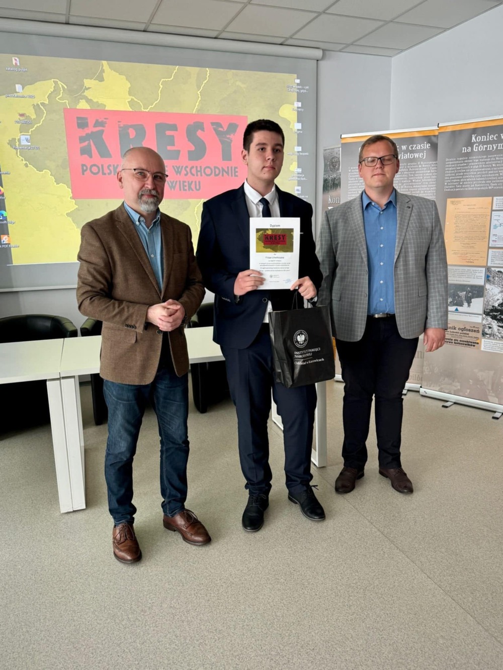 Wyniki etapu wojewódzkiego VII ogólnopolskiego konkursu edukacyjnego „Kresy – polskie ziemie wschodnie w XX wieku”. Fot. IPN Katowice