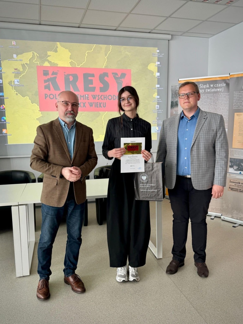 Wyniki etapu wojewódzkiego VII ogólnopolskiego konkursu edukacyjnego „Kresy – polskie ziemie wschodnie w XX wieku”. Fot. IPN Katowice