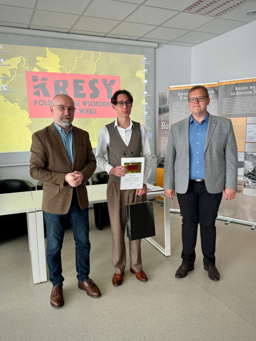 Wyniki etapu wojewódzkiego VII ogólnopolskiego konkursu edukacyjnego „Kresy – polskie ziemie wschodnie w XX wieku”. Fot. IPN Katowice