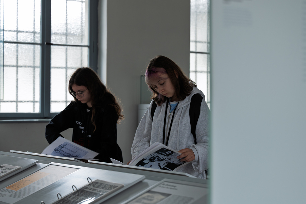 Wyjazd finalistów konkursu „W kręgu pamięci i prozy lagrowej więźniarek KL Ravensbrück” do Miejsca Pamięci i Przestrogi Ravensbrück, 23 – 26 maja 2025. Fot.: IPN Krzysztof Łojko