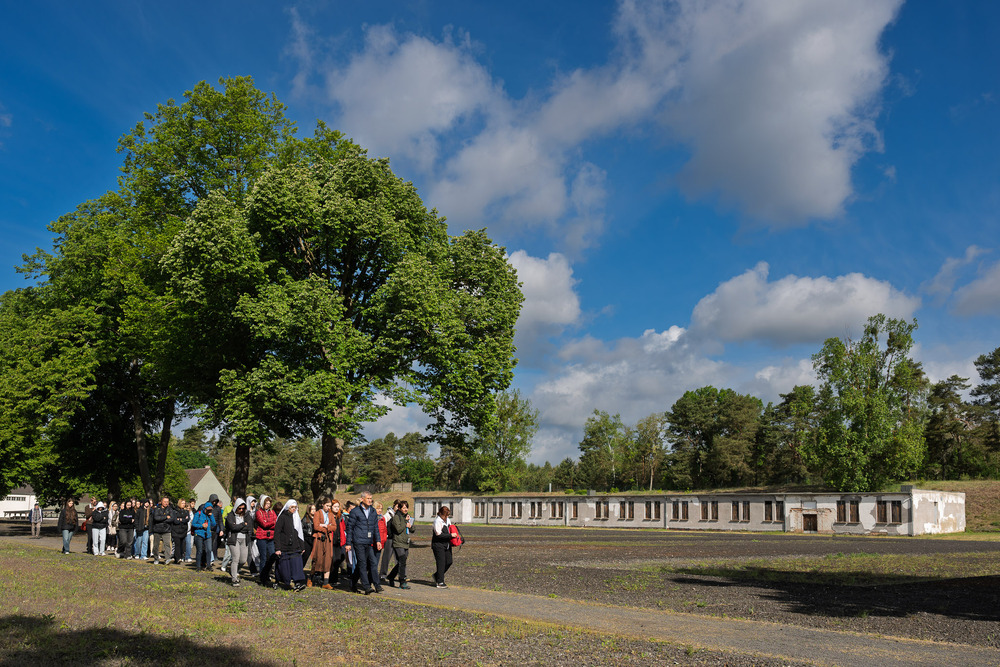 Wyjazd finalistów konkursu „W kręgu pamięci i prozy lagrowej więźniarek KL Ravensbrück” do Miejsca Pamięci i Przestrogi Ravensbrück, 23 – 26 maja 2025. Fot.: IPN Krzysztof Łojko