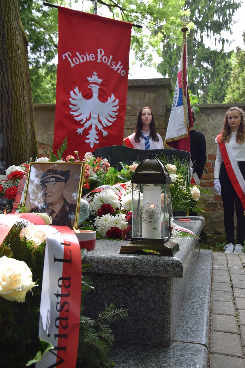 Grób powstańca śląskiego Feliksa Kubiszewskiego w Lublinie. Fot. Danuta Mikoda/IPN
