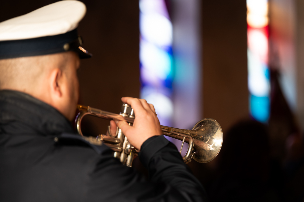 Uroczystość pogrzebowa Władysława Januszewskiego, Edmunda Kasprzyka oraz Henryka Skałeckiego, żołnierzy podziemia niepodległościowego w Katowicach. Fot.: IPN Krzysztof Łojko