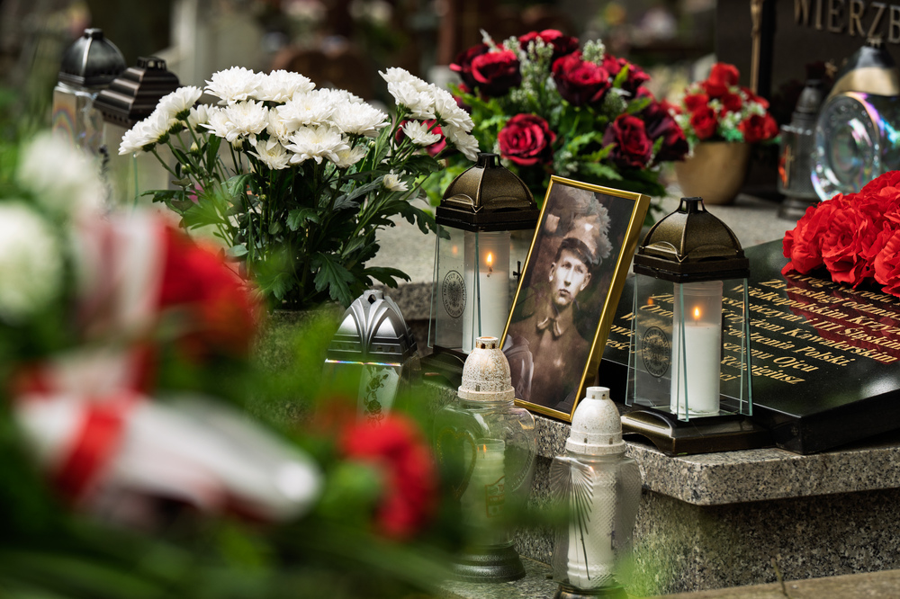 Uroczystość oznaczenia grobów weteranów trzeciego powstania śląskiego śp. Stanisława Brzozowskiego i śp. Franciszka Zandera znakiem pamięci „Tobie Polsko”. Fot.: IPN Krzysztof Łojko