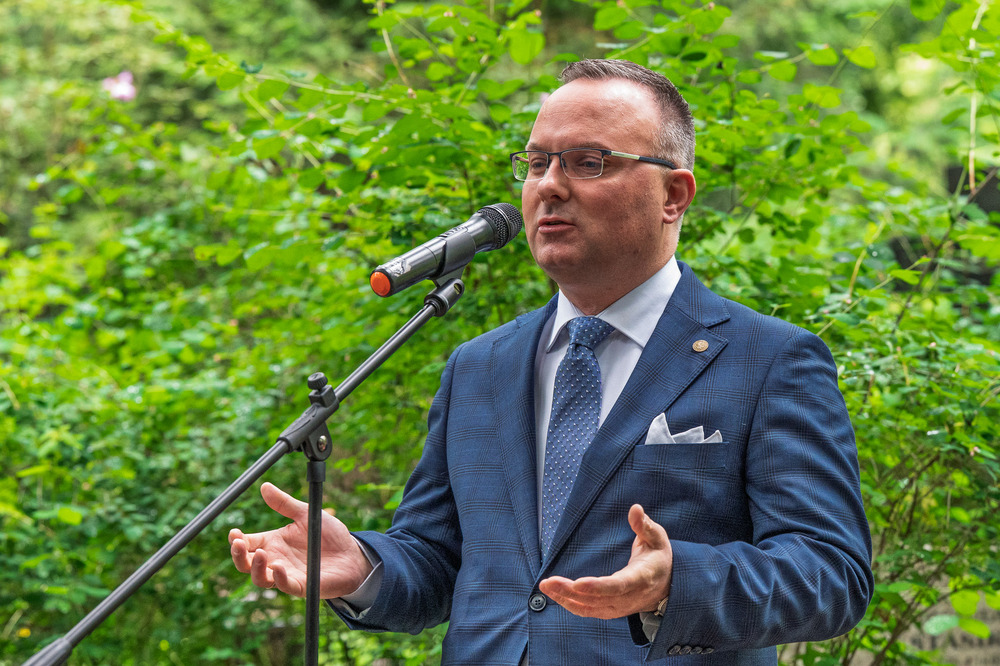 Uroczystość oznaczenia grobu weterana powstań śląskich śp. Franciszka Knappa znakiem pamięci „Tobie Polsko” oraz plakietą „Grób Weterana Walk o Wolność i Niepodległość Polski”. Fot.: IPN Krzysztof Łojko