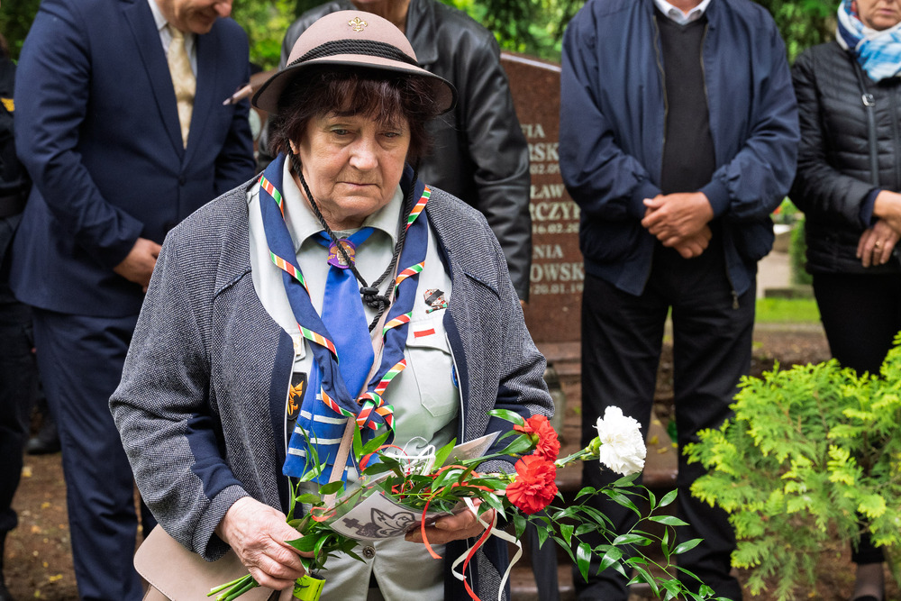 Uroczystość oznaczenia grobu weterana powstań śląskich śp. Franciszka Knappa znakiem pamięci „Tobie Polsko” oraz plakietą „Grób Weterana Walk o Wolność i Niepodległość Polski”. Fot.: IPN Krzysztof Łojko