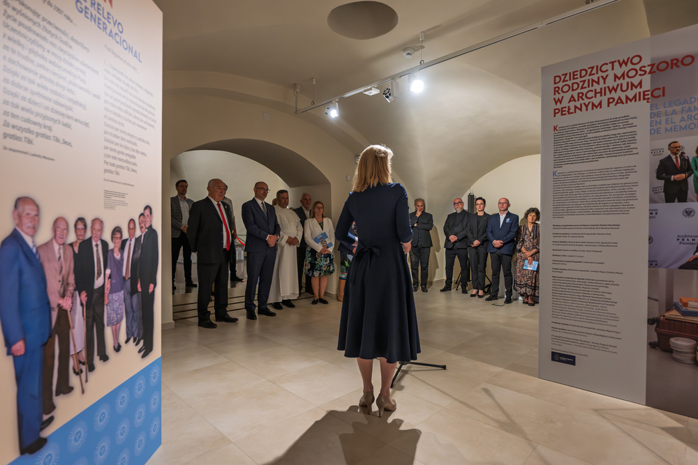 „Droga i dziedzictwo. Dzieje rodziny Moszoro / Camino y Legado. Historia de la Familia Moszoro” – wystawa Archiwum IPN na Jasnej Górze