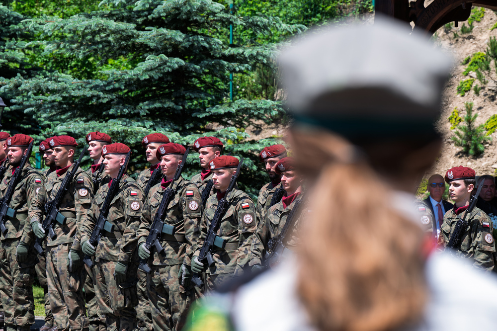 Uroczystości odsłonięcia upamiętnienia poświęconego pacyfikacji mieszkańców przysiółka Czanieckich 7 kwietnia 1945 r. – Rycerka Górna, 15 czerwca 2025. Fot.: IPN Krzysztof Łojko