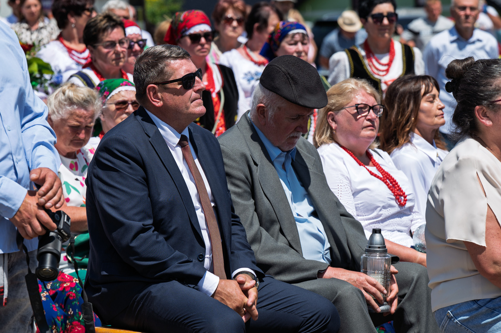 Uroczystości odsłonięcia upamiętnienia poświęconego pacyfikacji mieszkańców przysiółka Czanieckich 7 kwietnia 1945 r. – Rycerka Górna, 15 czerwca 2025. Fot.: IPN Krzysztof Łojko