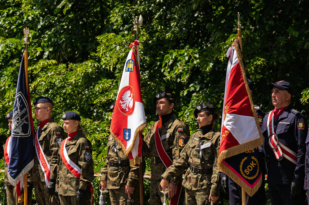 Obchody Narodowego Dnia Powstań Śląskich oraz Święta 13. Śląskiej Brygady Obrony Terytorialnej. Fot.: IPN Krzysztof Łojko