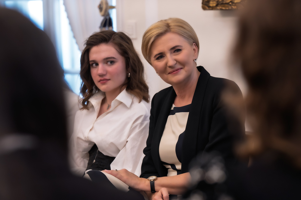 Relacja z wizyty laureatów XI edycji Konkursu "W kręgu poezji i prozy lagrowej więźniarek FKL Ravensbrück im. Wandy Półtawskiej” w Belwederze. Fot.: IPN Krzysztof Łojko