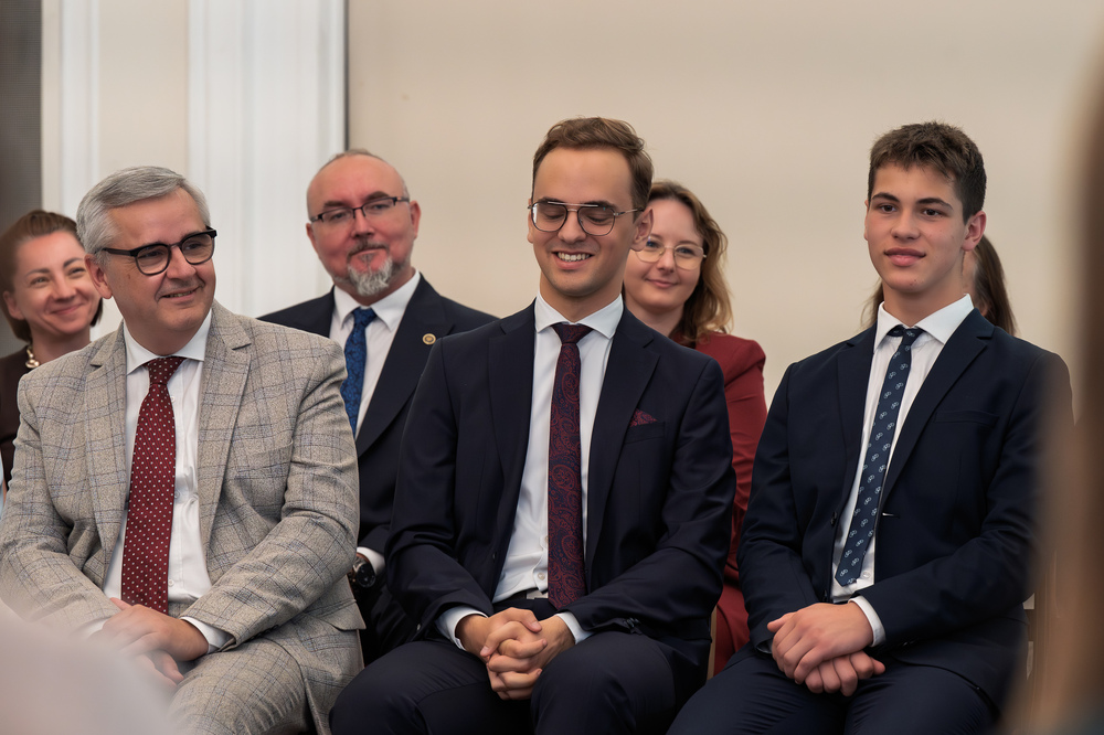 Relacja z wizyty laureatów XI edycji Konkursu "W kręgu poezji i prozy lagrowej więźniarek FKL Ravensbrück im. Wandy Półtawskiej” w Belwederze. Fot.: IPN Krzysztof Łojko