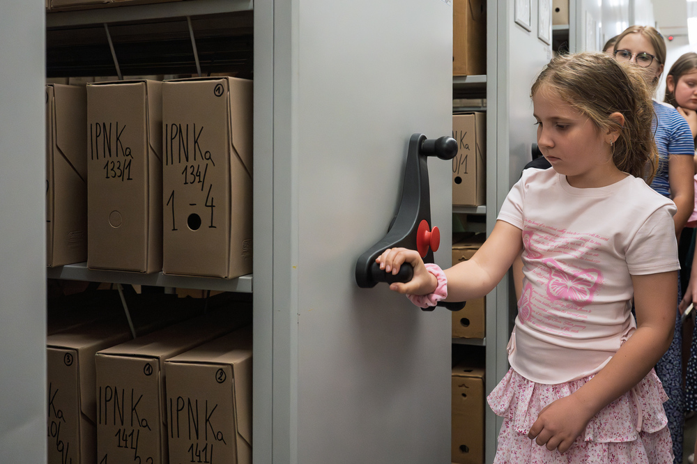 W katowickim Oddziale IPN odbyły się kolejne zajęcia edukacyjne z cyklu „Co kryją archiwa IPN?”. Fot.: IPN Krzysztof Łojko