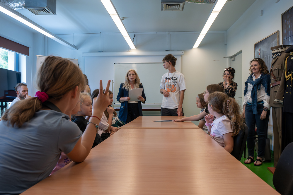 W katowickim Oddziale IPN odbyły się kolejne zajęcia edukacyjne z cyklu „Co kryją archiwa IPN?”. Fot.: IPN Krzysztof Łojko