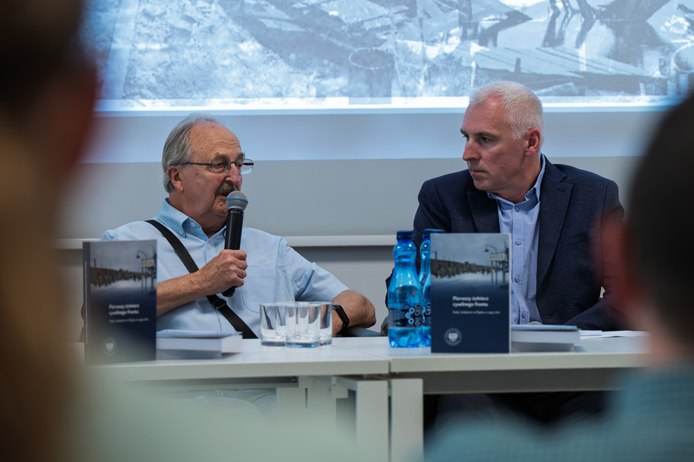 Promocja publikacji „Pierwszy żołnierz cywilnego frontu. Kolej i kolejarze na Śląsku w 1945 r.”. Fot.: IPN Krzysztof Łojko