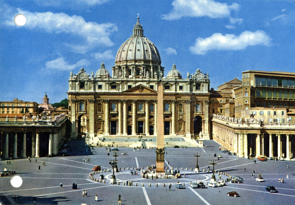 Plac św. Piotra w Watykanie, 1982 r. (fotocolor Kodak Ektachrome; IPN Ka 0025/844, t. 1)