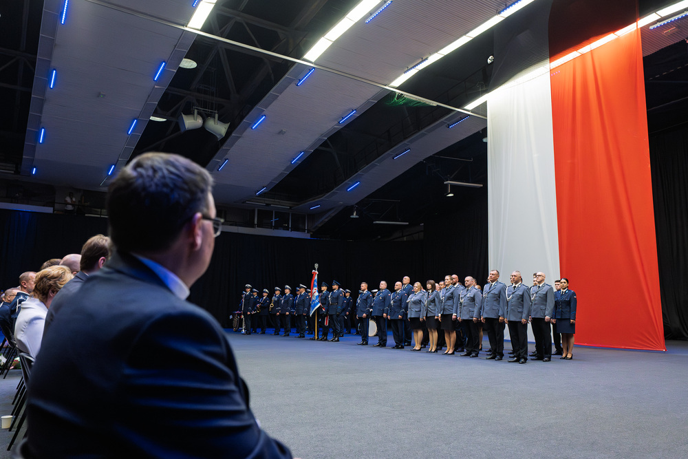 Dyrektor Oddziału IPN w Katowicach odznaczony Medalem 100-lecia Śląskiej Policji. Fot.: IPN Krzysztof Łojko