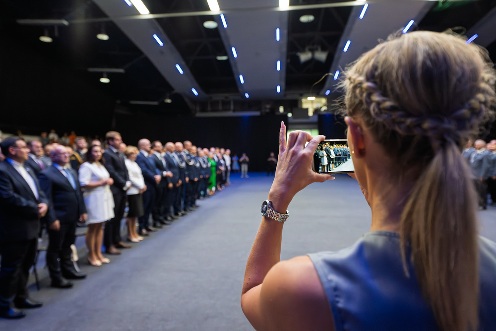 Dyrektor Oddziału IPN w Katowicach odznaczony Medalem 100-lecia Śląskiej Policji. Fot.: IPN Krzysztof Łojko