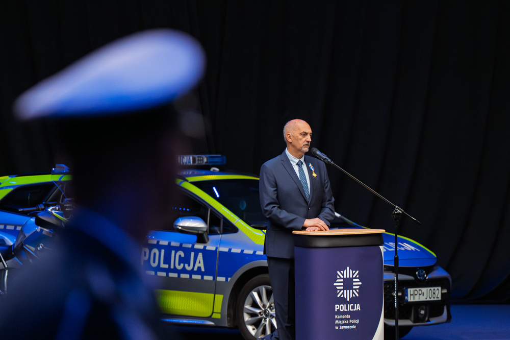 Dyrektor Oddziału IPN w Katowicach odznaczony Medalem 100-lecia Śląskiej Policji. Fot.: IPN Krzysztof Łojko