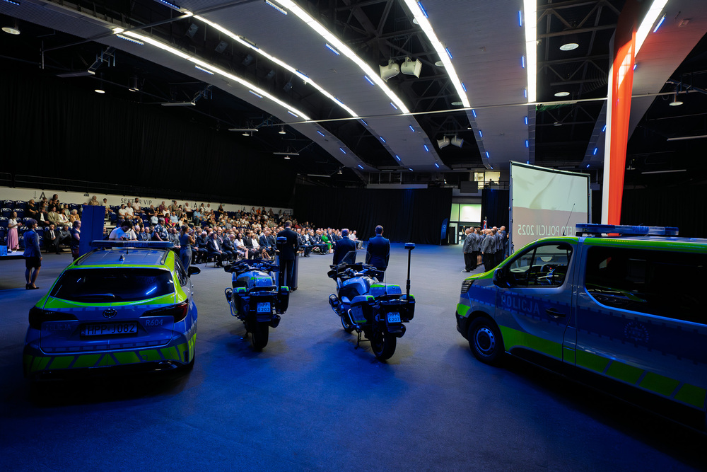 Dyrektor Oddziału IPN w Katowicach odznaczony Medalem 100-lecia Śląskiej Policji. Fot.: IPN Krzysztof Łojko
