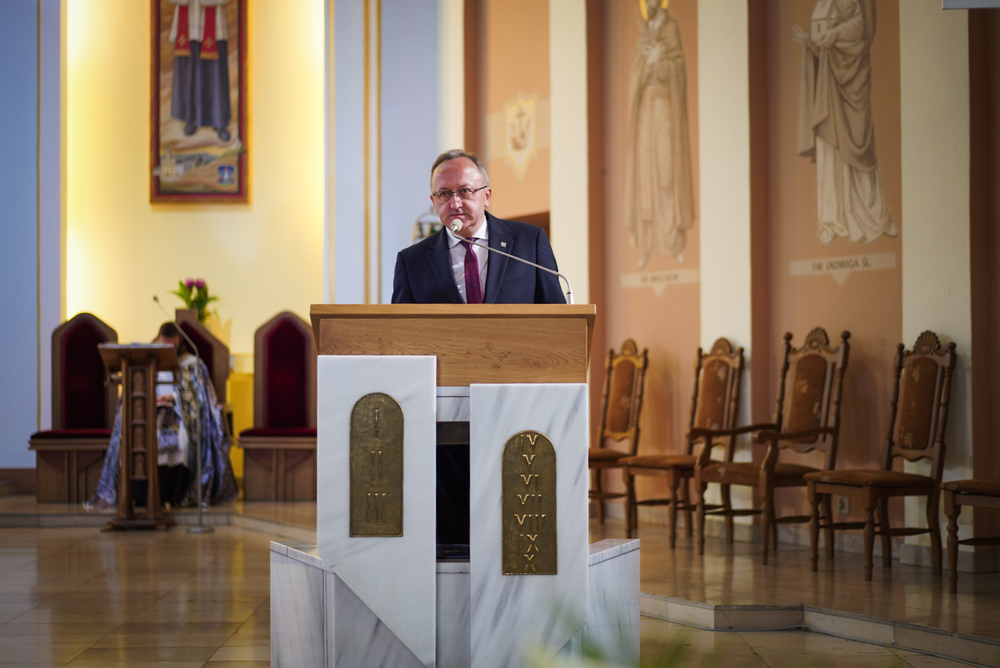 Uroczystości pogrzebowe Żołnierzy Niezłomnych w Górkach Wielkich. Fot. Matesz Niegowski/IPN