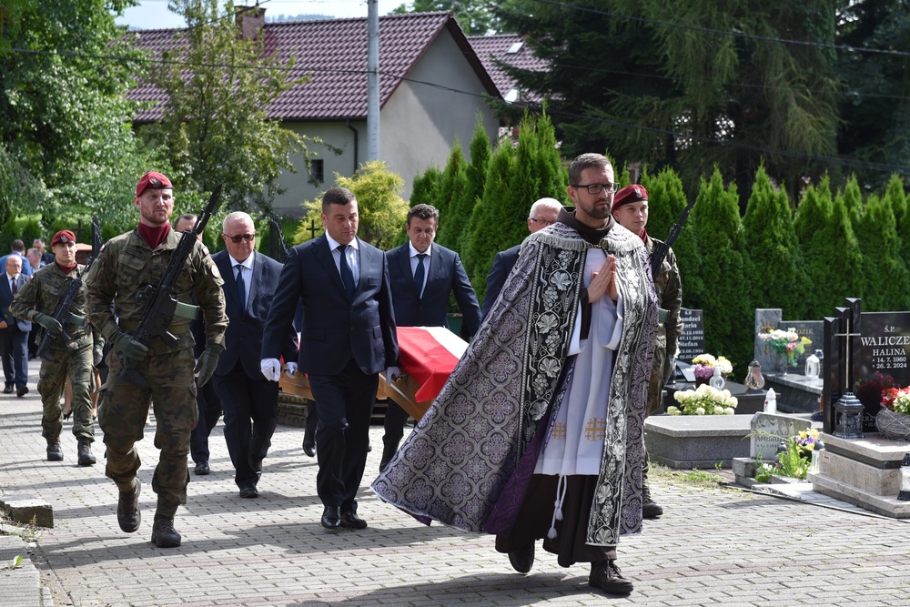 Uroczystości pogrzebowe Żołnierzy Niezłomnych w Górkach Wielkich. Fot. Monika Kobylańska/IPN