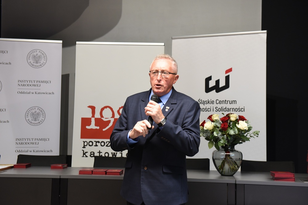 Ceremonia wręczenia medali z okazji 45. rocznicy strajków „Solidarności”. Fot. Monika Kobylańska/IPN