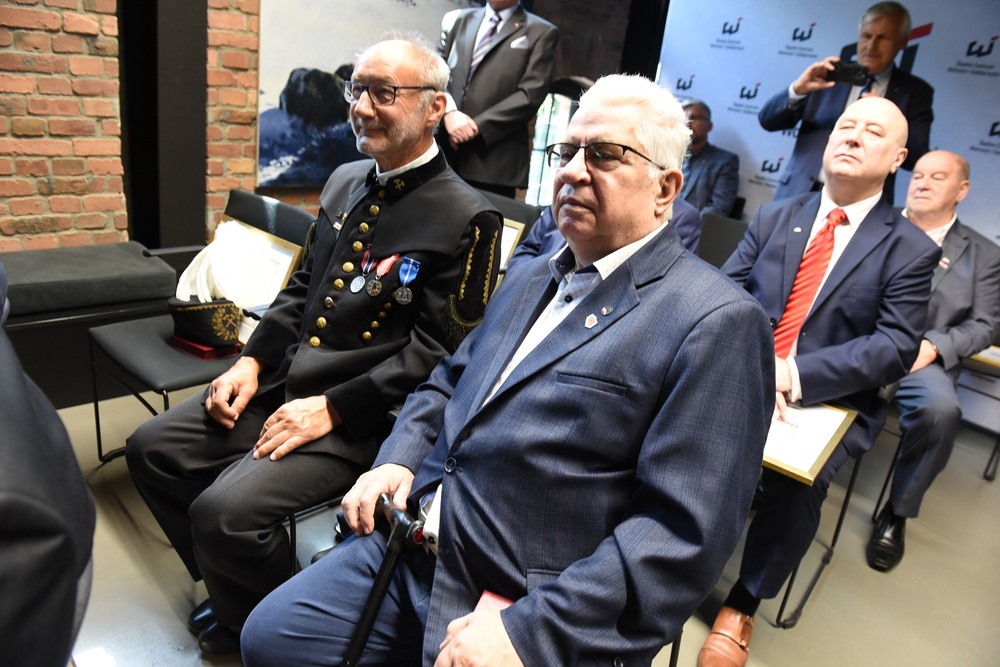 Ceremonia wręczenia medali z okazji 45. rocznicy strajków „Solidarności”. Fot. Monika Kobylańska/IPN