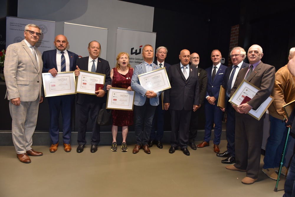 Ceremonia wręczenia medali z okazji 45. rocznicy strajków „Solidarności”. Fot. Monika Kobylańska/IPN