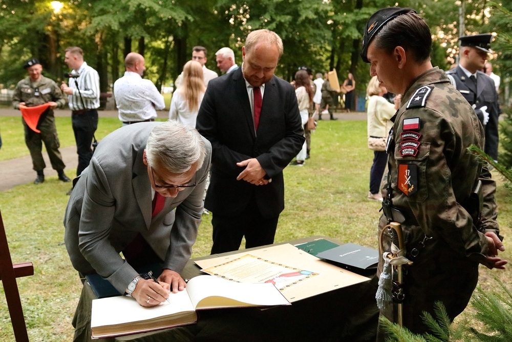 W Radzionkowie uczczono 105. rocznicę wybuchu II powstania śląskiego. Fot. Przemysław Kaluski