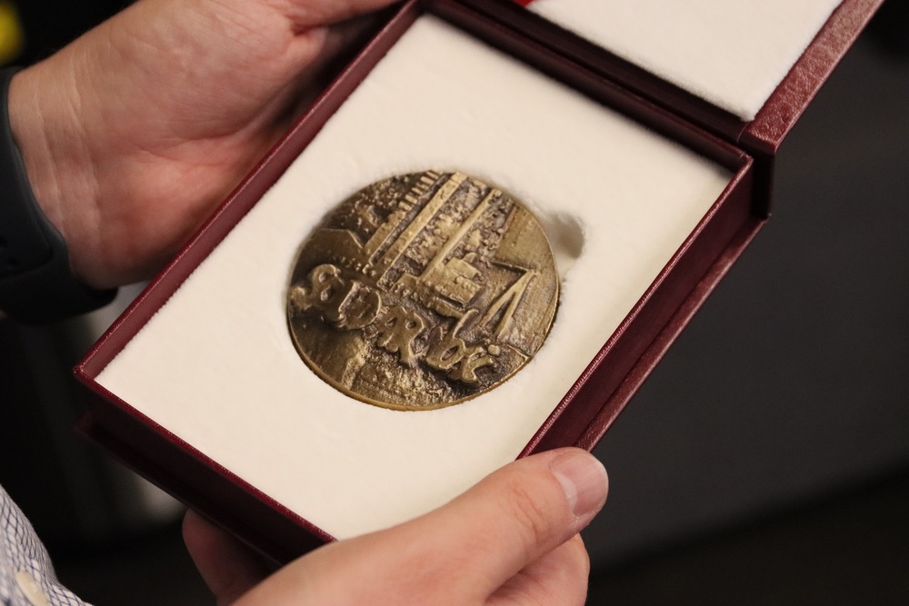 Medal  z okazji 45. rocznicy strajków „Solidarności”.