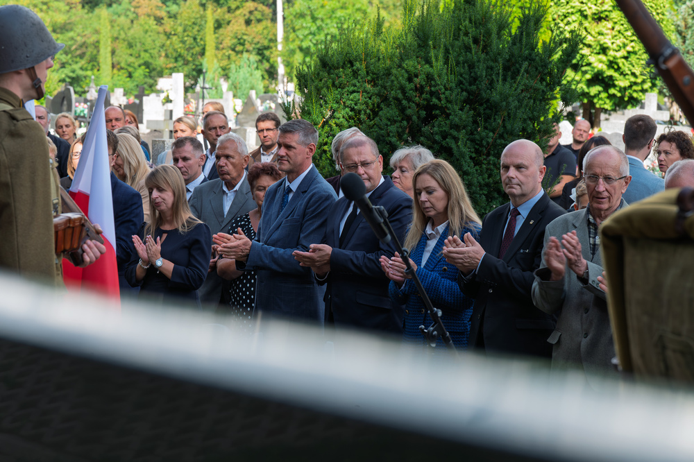 Obchody V Święta Pułkowego 7 Pułku Artylerii Lekkiej i IV Zjazd Rodzin Żołnierzy 7 Dywizji Piechoty. Fot. IPN Krzysztof Łojko