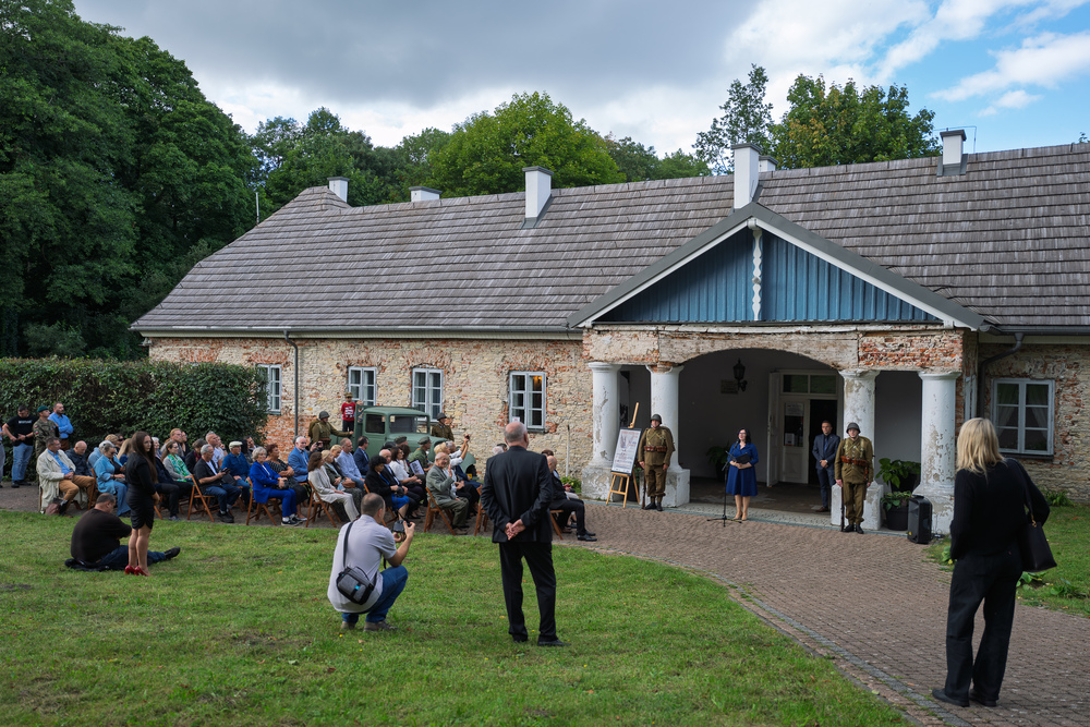 Obchody V Święta Pułkowego 7 Pułku Artylerii Lekkiej i IV Zjazd Rodzin Żołnierzy 7 Dywizji Piechoty. Fot. IPN Krzysztof Łojko